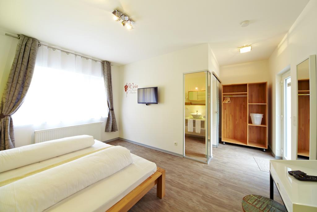 Gaestehaus Steinmuehle Osthofen Kamer foto